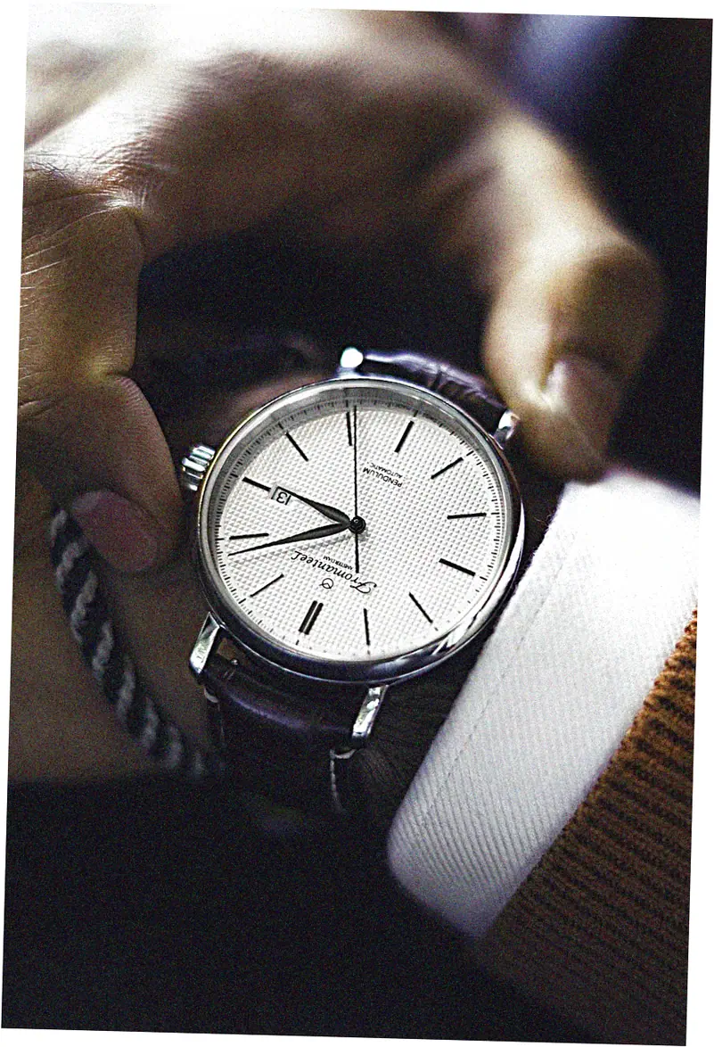 Let's talk about the different kinds of Swiss watch movements.