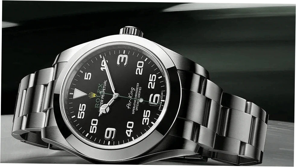 Defining the Modern Wristwatch: Beyond Timekeeping